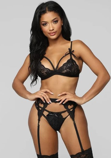 China Intimates Plus Size Heart Lace 3 Piece Lingerie set- Black