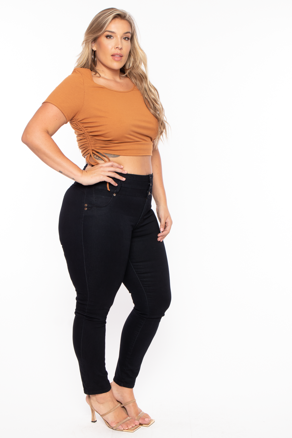 Plus Size Basic Ribbed Crop Top - Camel - Curvy Sense